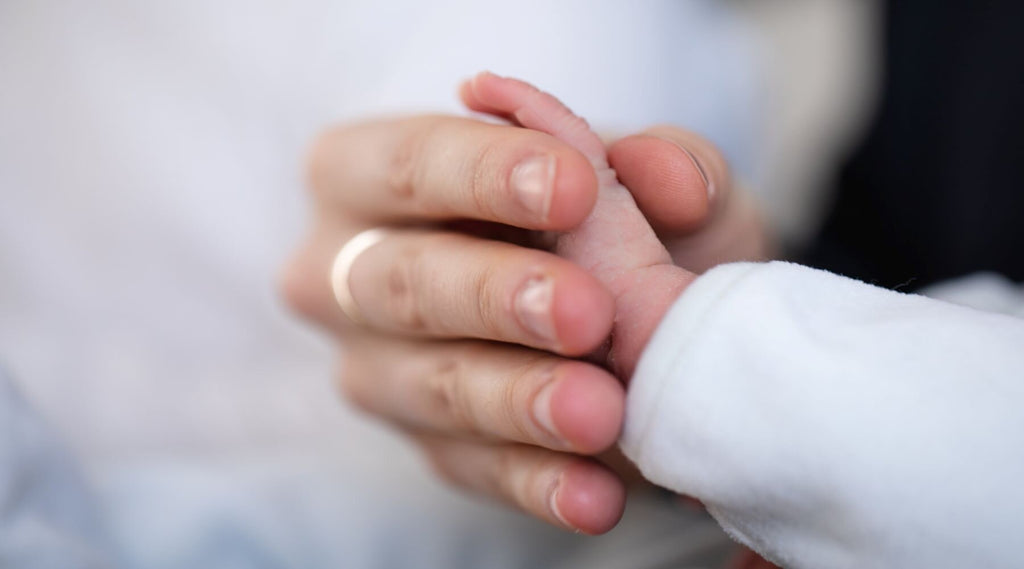 mothers and babys hands